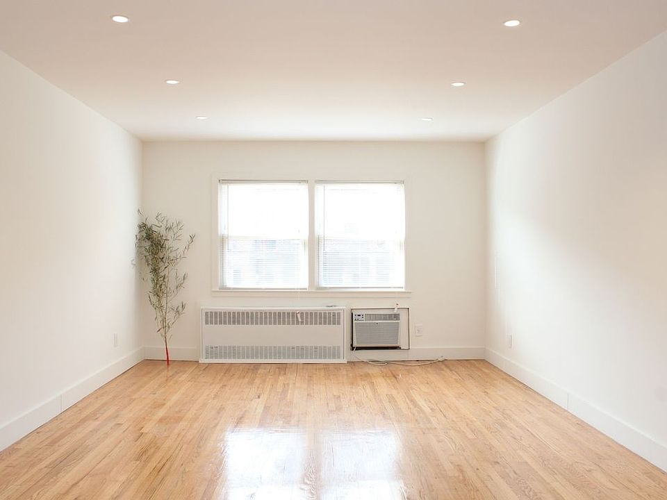 1st image of 8419 126th St #1