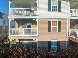 8202 Spring Creek Ln, O'Fallon, MO 63368