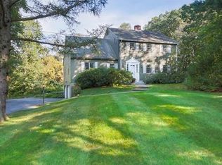 7 Dorset Cir, Andover, MA 01810