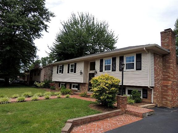 5th image of 3465 Aldershot Dr