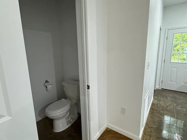 1051 Bratton Br #28 — Photo 8