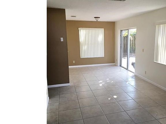 2nd image of 6702 Bayfront Dr