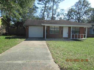 2721 Chicago Ct, Pensacola, FL 32526