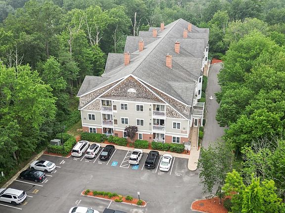 2nd image of 190 Chickering Rd Unit 212D