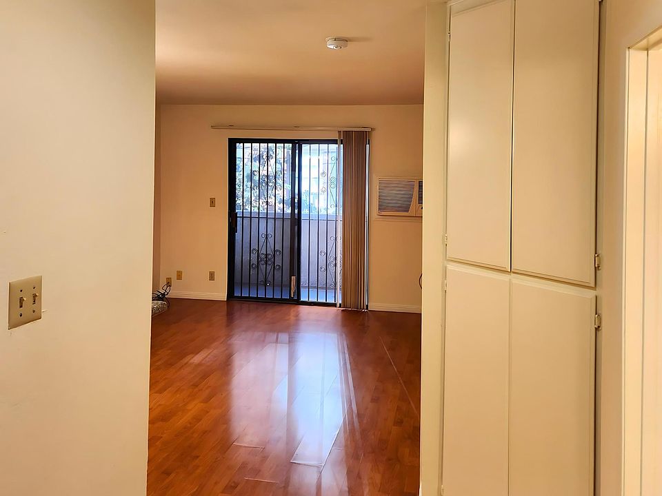 1st image of 432 S Normandie Ave #307