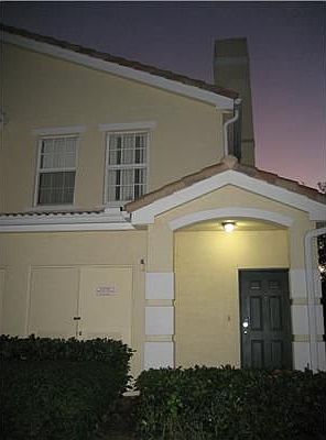 3rd image of 136 SW Peacock Blvd APT 19-207