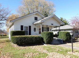 218 Madison St, Galesburg, IL 61401