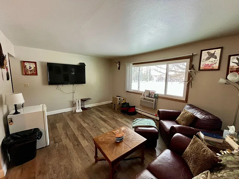 N114W15518 Sylvan Cir — Photo 4