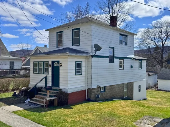 5 Bronk St, Oneonta, NY 13820