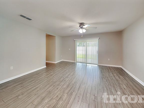3rd image of 443 Underwood Trl