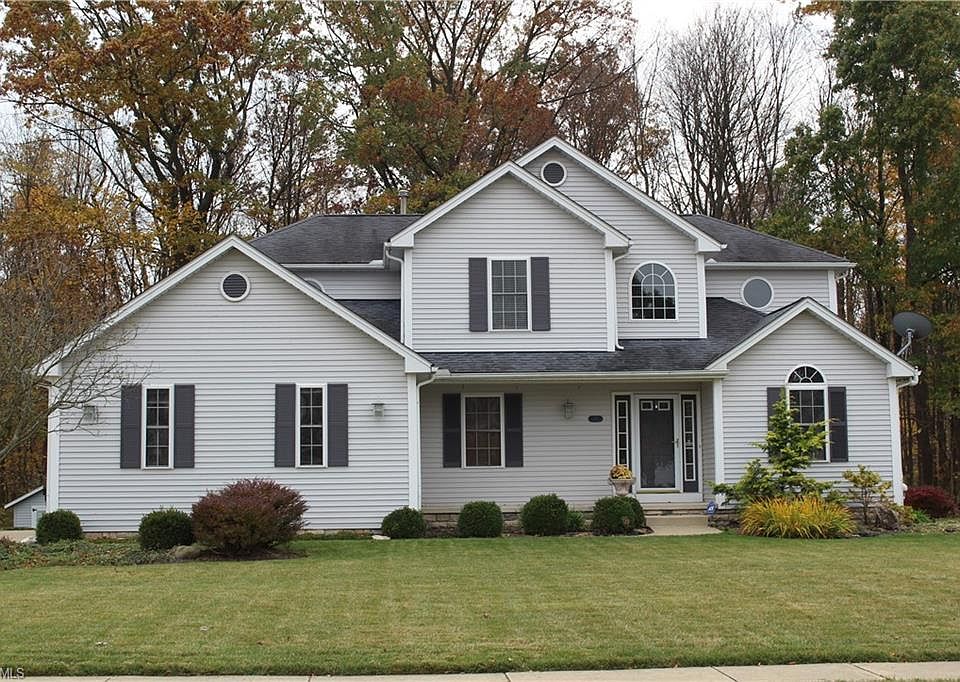 1st image of 412 Hillbrook Dr