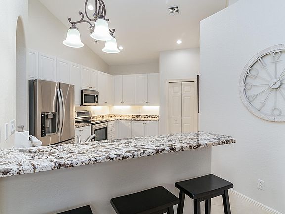 4th image of 8487 Bent Creek Way