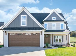 1336 Maple Chase Ln, Winston Salem, NC 27106