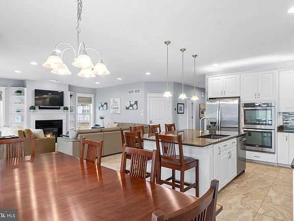 4th image of 507 Jones Ln