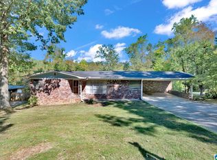 1792 Old Creek Trl, Vestavia Hills, AL 35216