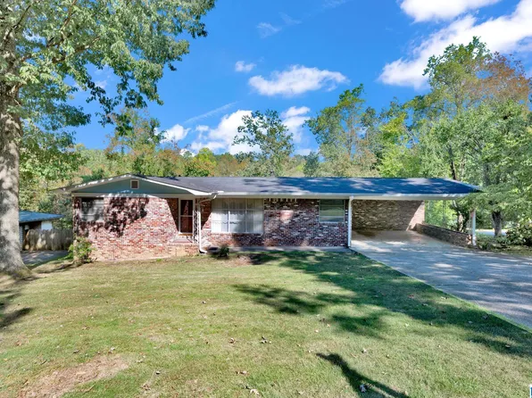 1792 Old Creek Trl, Vestavia Hills, AL 35216