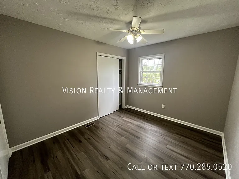 153 Carroll Cir — Photo 19