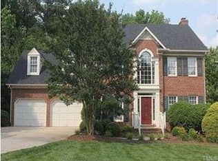 207 Autumngate Dr, Cary, NC 27518