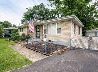 9221 Star Rest Cir, Louisville, KY 40272