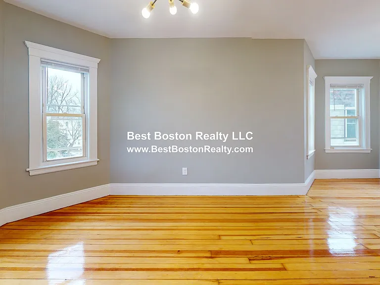 3943 Washington St #1 — Photo 4
