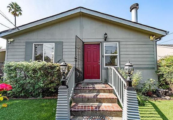 2nd image of 1166 Junipero Ave