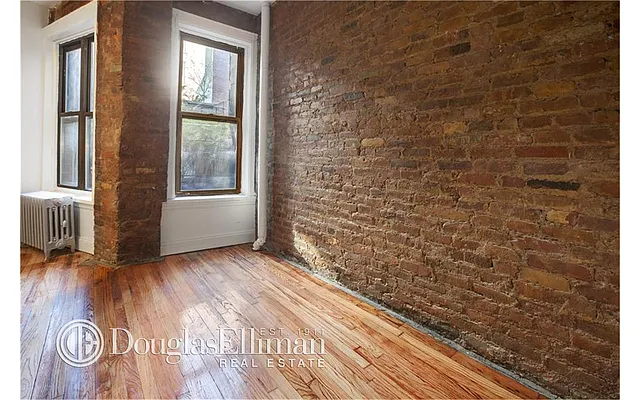 Rented by Douglas Elliman | media 15