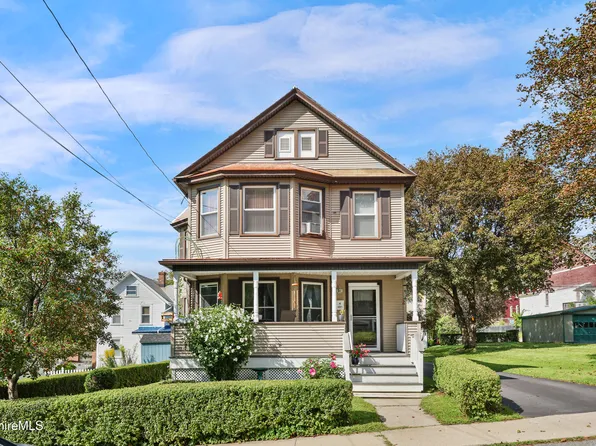 4 Richmond St, Adams, MA 01220