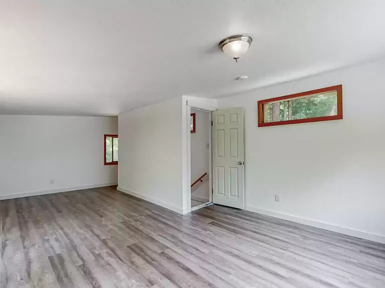 4612 Greenwood Heights Dr — Photo 14