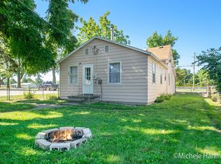 315 Emory St, Howard City, MI 49329