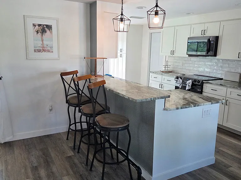 5714 SW 1st Ct — Photo 3