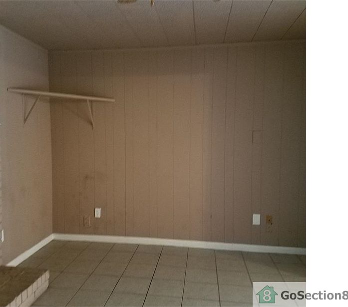 2nd image of 3738 Lisa Ln