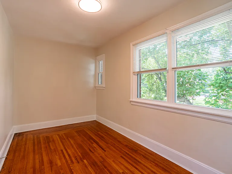 2956 Harrison Ave #3 — Photo 7
