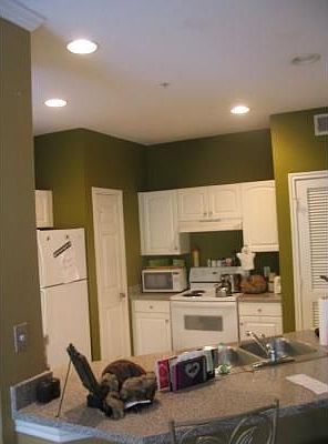 5th image of 860 N Orange Ave APT 272