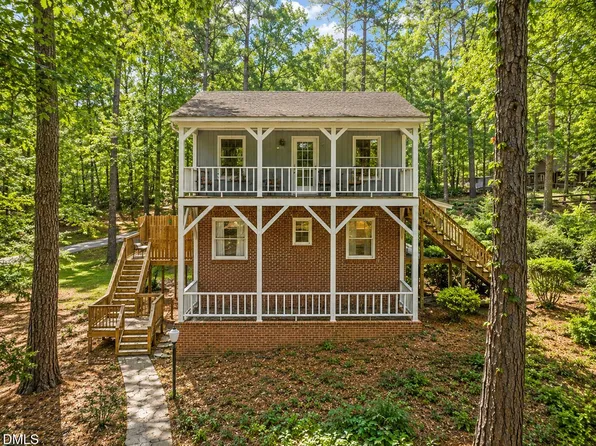 119 Carmichael Ct, Cary, NC 27511