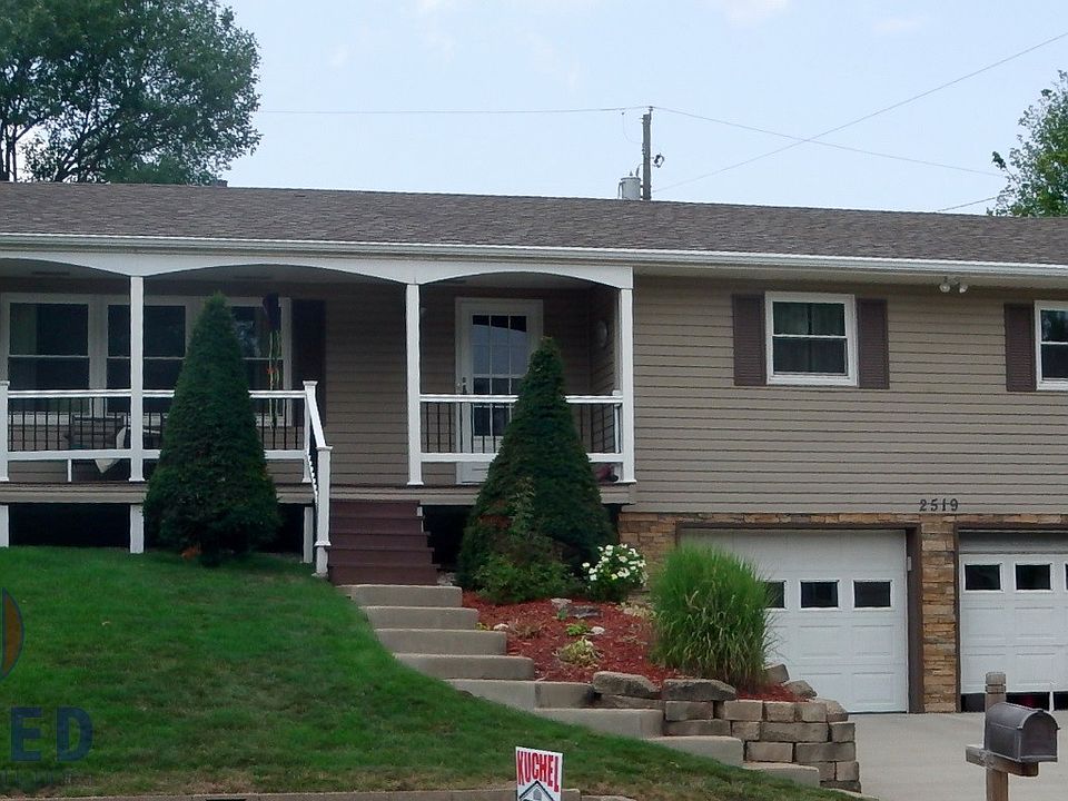 1st image of 2519 S Newton St