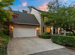 15930 Twin Fir Rd, Lake Oswego, OR 97035