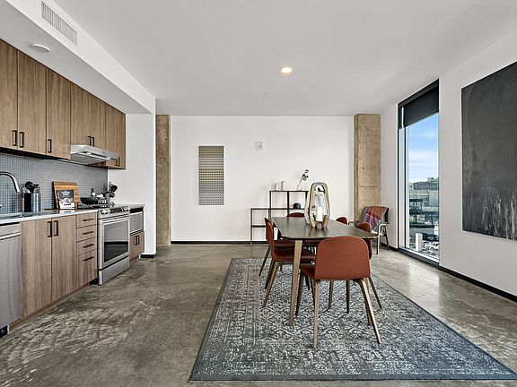2nd image of 1800 Walnut St APT 1102