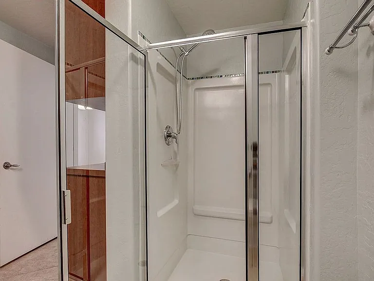 6868 Sky Pointe Dr #1030 — Photo 13