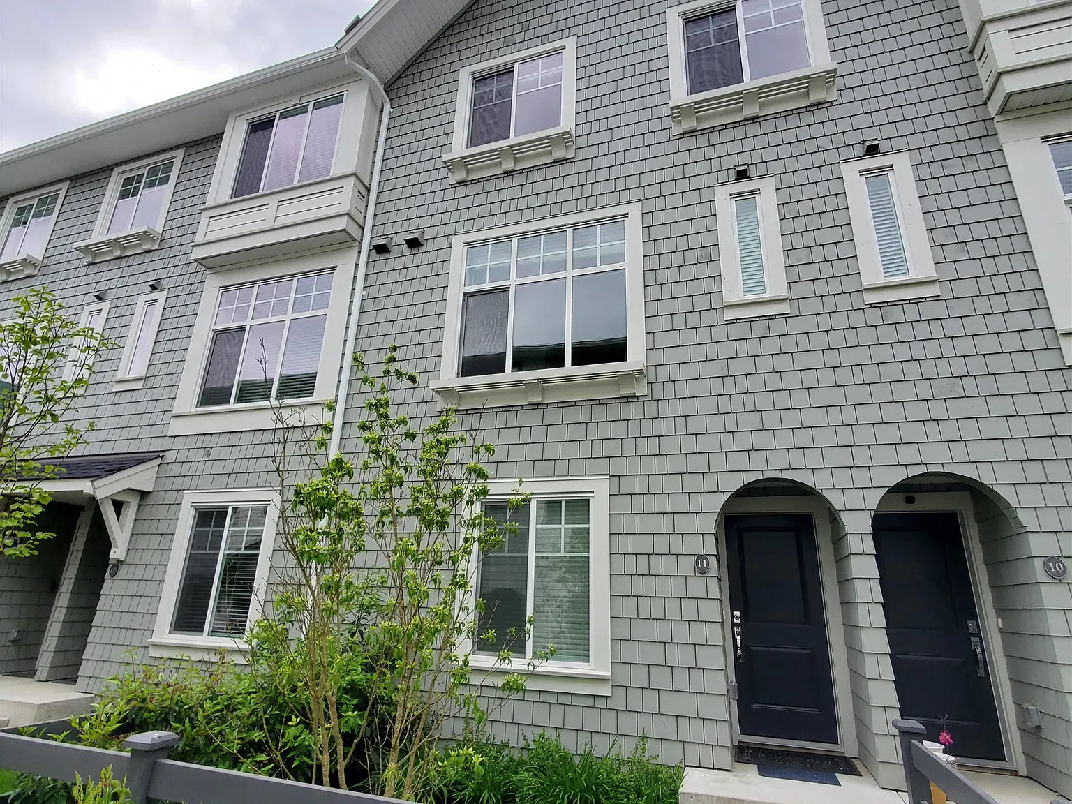 4 bed, 1400 sqft, $3,250 — Photo 1