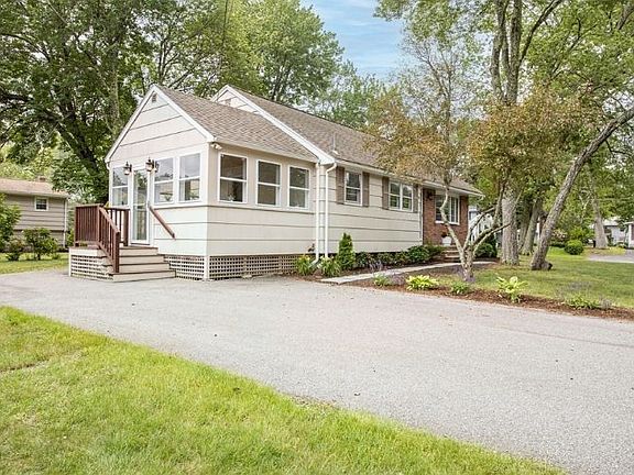 4th image of 64 Almon Ave