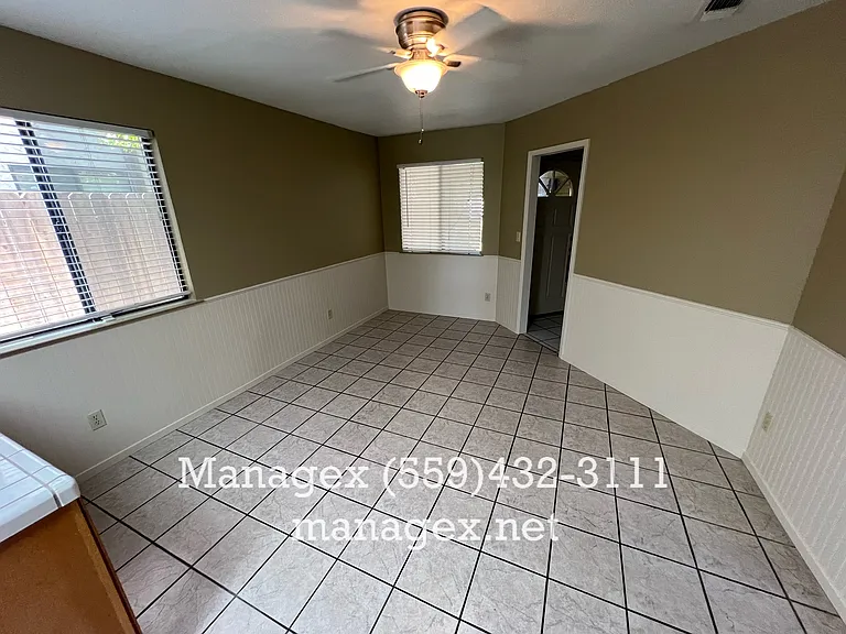509 E Alluvial Ave #105 — Photo 7