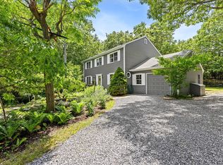 28 S Valley Rd, Sag Harbor, NY 11963