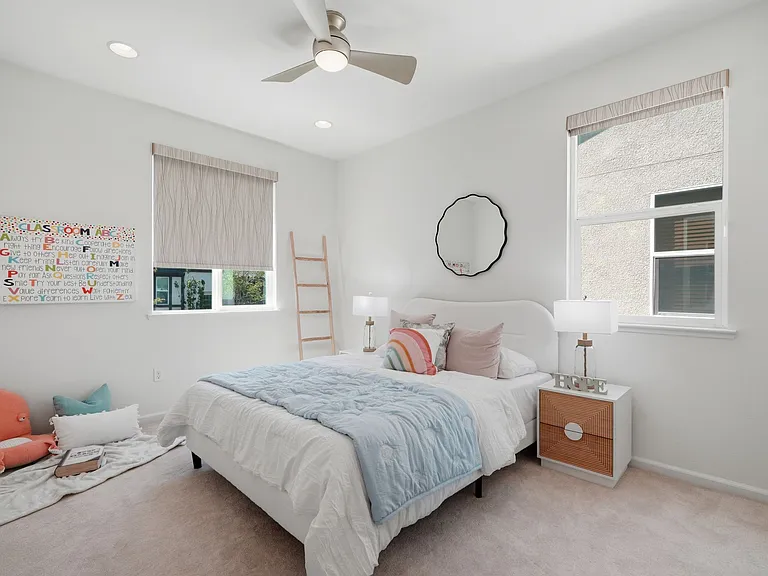 1439 Shore Dr — Photo 14