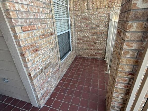 3rd image of 802 Tortuga Ln