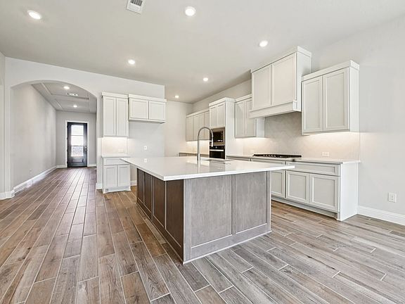 Homesite 2135 kitchen - staged