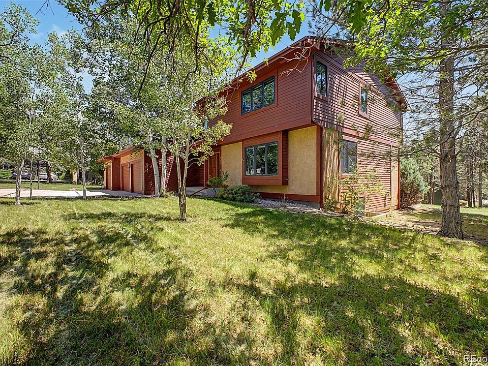 1st image of 725 Country Drive