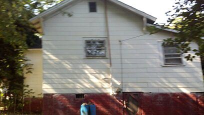 2nd image of 14 South St