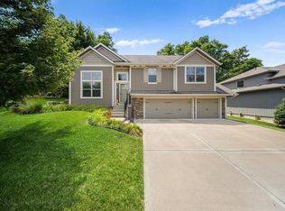 14115 NW 68th St, Kansas City, MO 64152