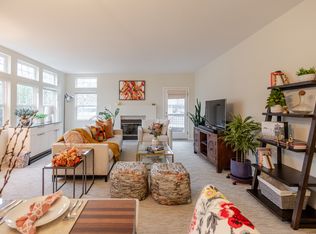 525 Swallowtail Ct, Brisbane, CA 94005