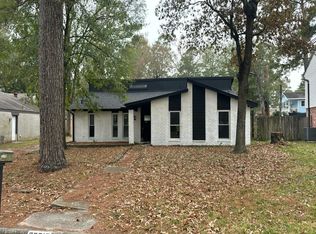 22719 Lemon Grove Dr, Spring, TX 77373